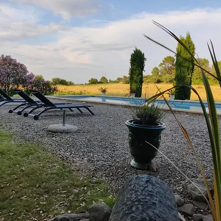 L'olive, Au Mas Des Roses 3*
